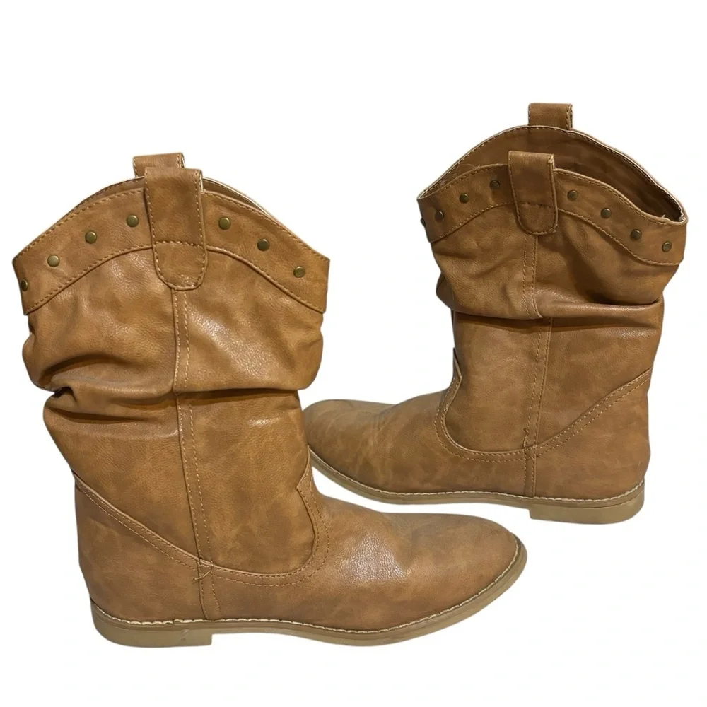 Old Navy girls cowboy boots brown studded slouchy size 2 US big girls